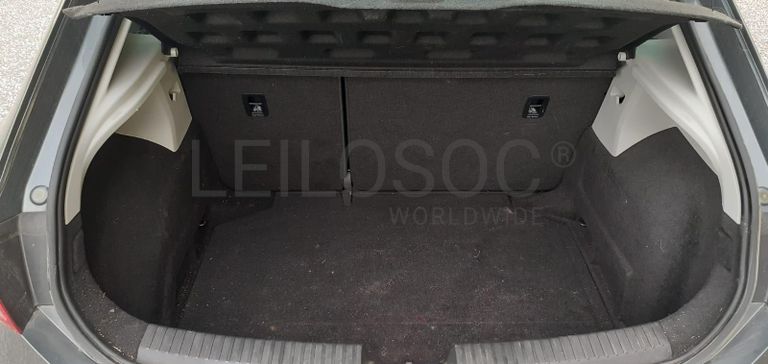 Seat Leon 2.0 TDI · Ano 2015