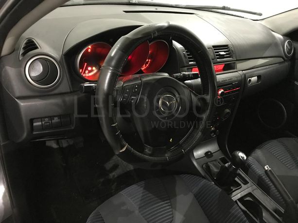 Mazda 3 · Ano 2004