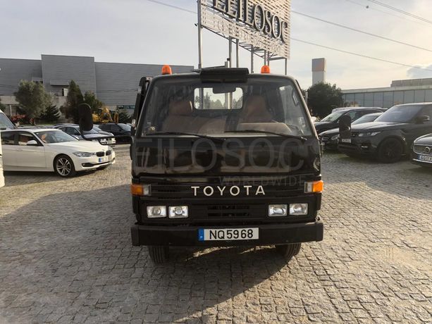 Reboque Toyota Dyna 250 · Ano 1990