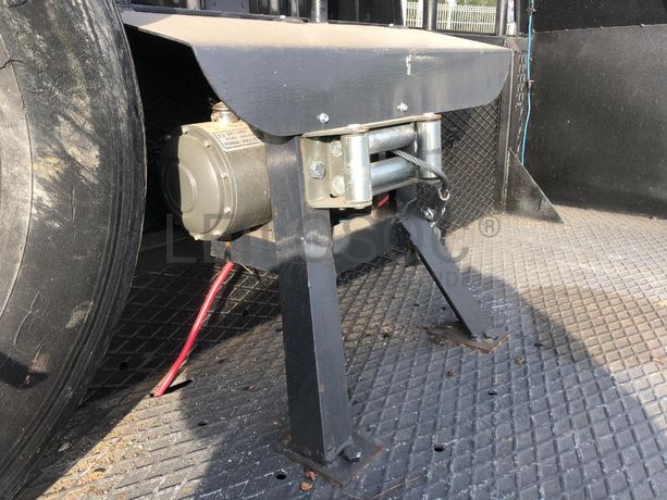 Reboque Toyota Dyna 250 · Ano 1990