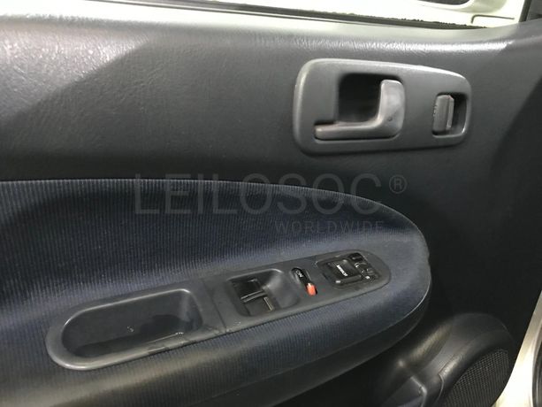 Honda HR-V 1.6 16v · Ano 1999