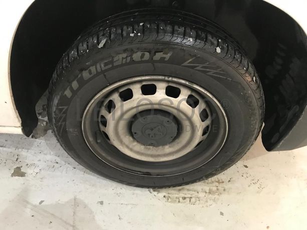 Peugeot Partner 1.5 HDI · Ano 2021