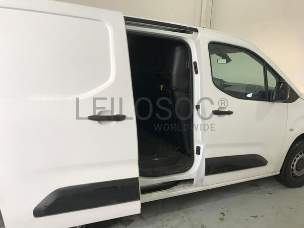 Peugeot Partner 1.5 HDI · Ano 2021