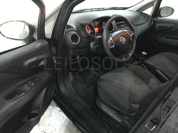 Fiat Punto 1.2 · Ano 2016