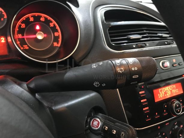 Fiat Punto 1.2 · Ano 2016