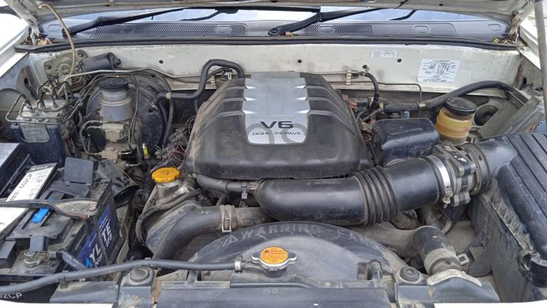 lSUZU, modelo wizard ·