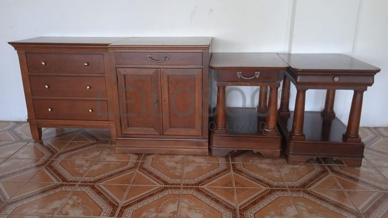 Mobiliário de lar ·