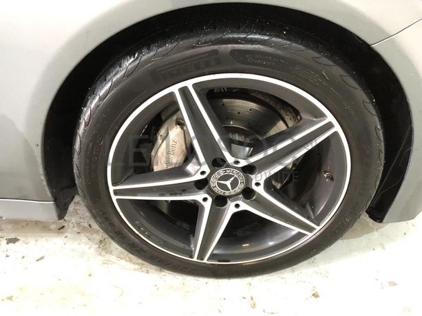 Mercedes-Benz C180D · Ano 2018