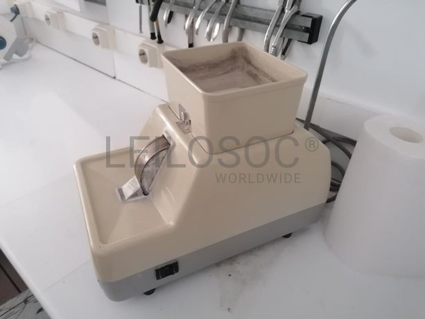 Equipamento Ótico + Material Informático