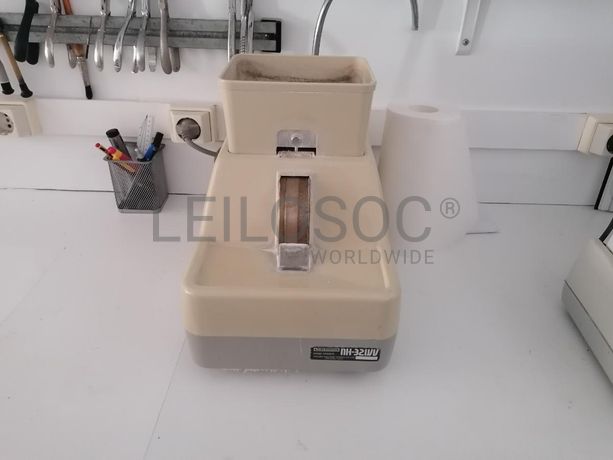 Equipamento Ótico + Material Informático