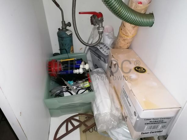 Equipamento Ótico + Material Informático