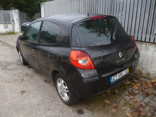 RENAULT CLIO