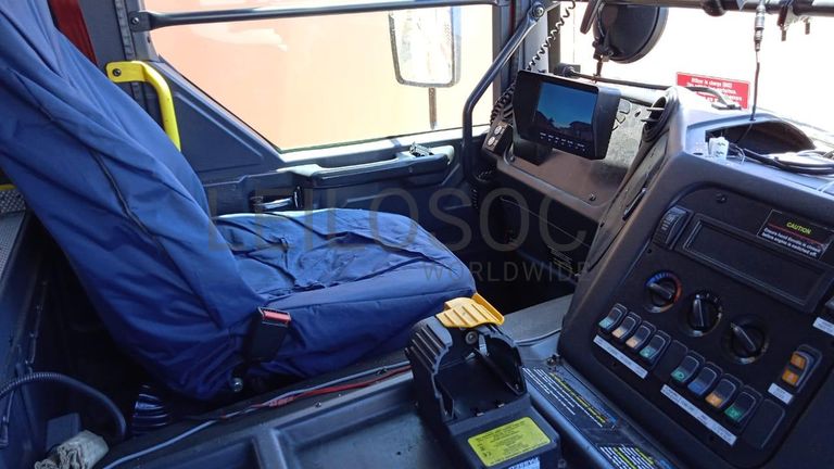 Autotanque Dennis Sabre ·