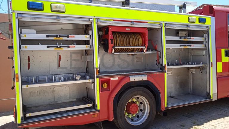 Autotanque Dennis Sabre ·