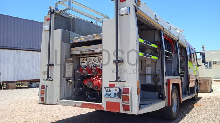 Autotanque Mercedes Benz Atego ·