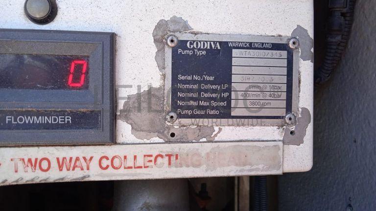 Autotanque Mercedes Benz Atego ·