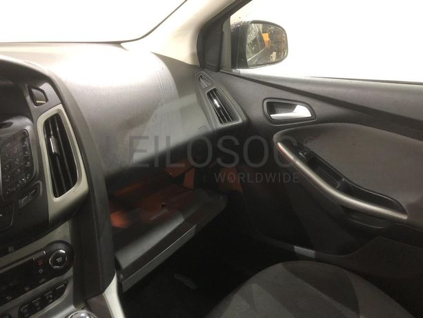 Ford Focus 1.6 TDCI · Ano 2014