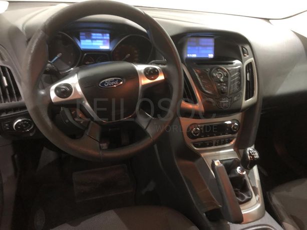 Ford Focus 1.6 TDCI · Ano 2014
