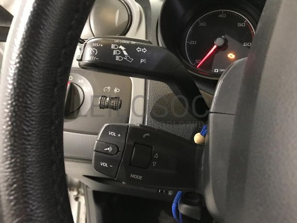 Seat Ibiza 1.2 TDI · Ano 2014