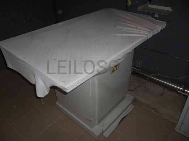 Caldeira + Mesas de passar