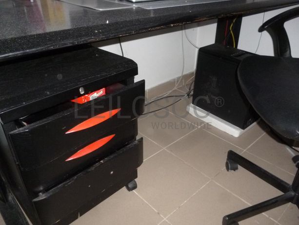 Equipamento Escritório