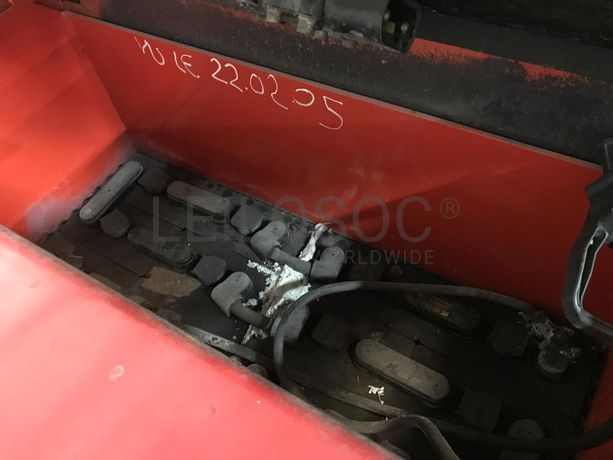 Empilhador Retrátil Linde · Ano 1993