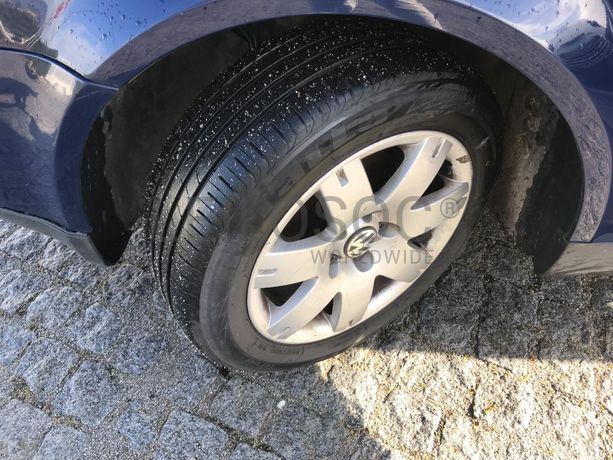 Volkswagen Passat 1.9 TDI · Ano 2004