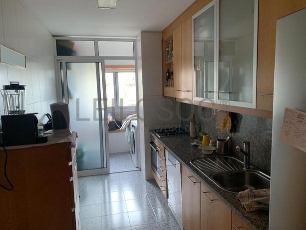 Apartamento T2 + Lugar de garagem · Vila Nova de Gaia