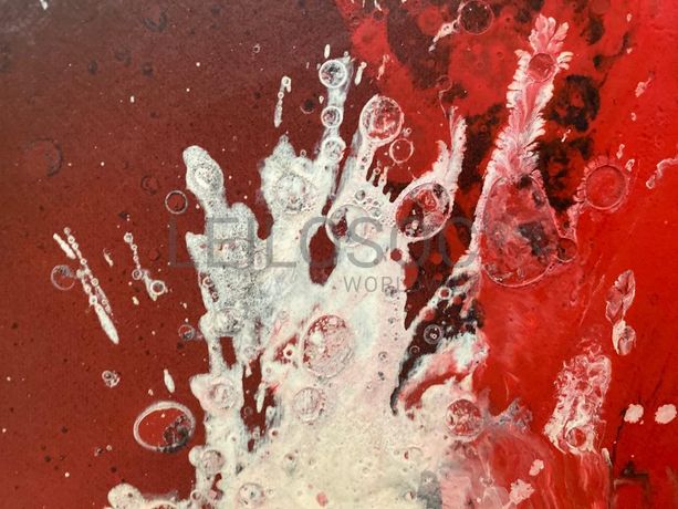 "Negro, rojo, blanco, gris" · Ciria