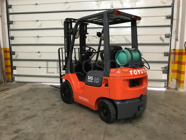 Empilhador Toyota 42-7GF18 · Ano  2000