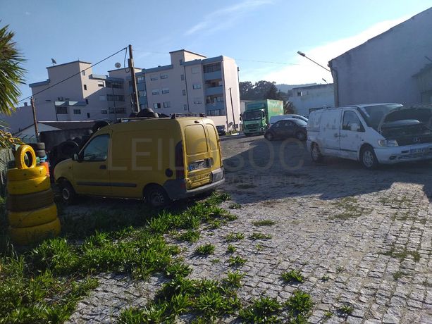 Armazém · Equipamento Diverso · Santo Tirso