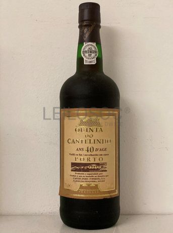 Vinho do Porto 'Quinta do Castelinho' - Três Garrafas de 20, 30 e 40 Anos