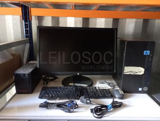 Material Informático ·