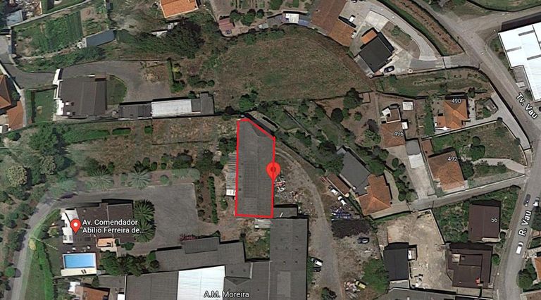 Armazém · Equipamento Diverso · Santo Tirso