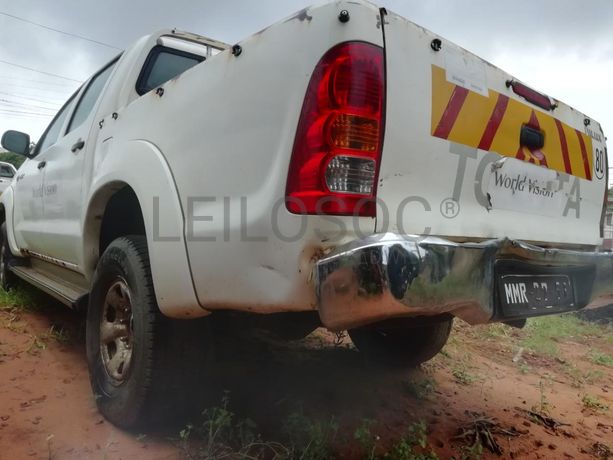 Toyota Hilux ·
