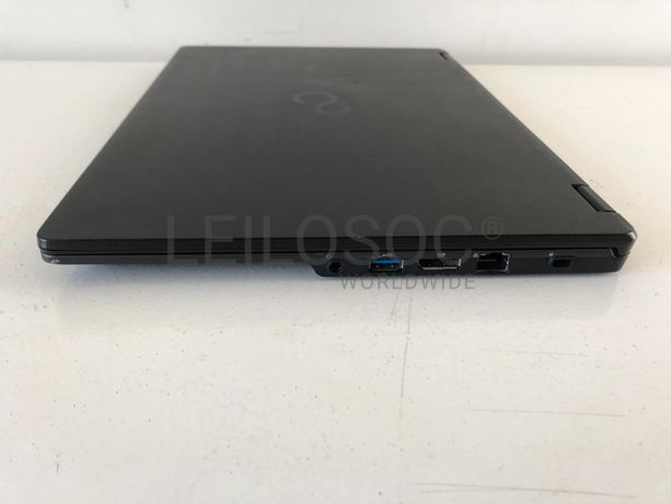 Portátil Fujitsu U747