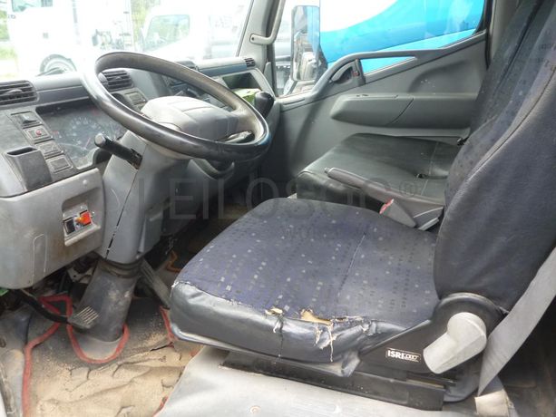 MITSUBISHI CANTER FUSO