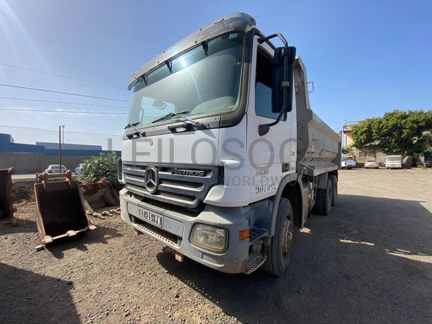 Camião Basculante 26 T (4X2)