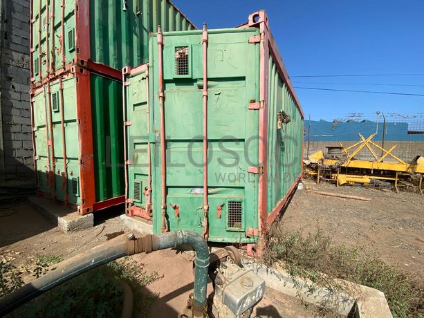 Contentor marítimo  ·