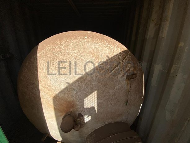 Contentor marítimo  ·