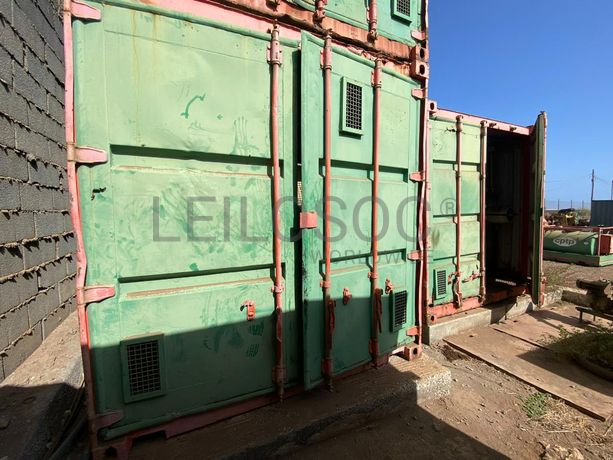 Contentor marítimo  ·