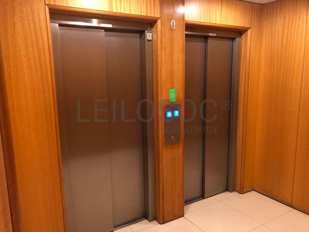 Apartamento T3 com Garagem  · Vila Nova de Gaia