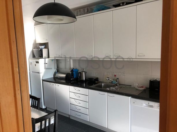 Apartamento T3 com Garagem  · Vila Nova de Gaia
