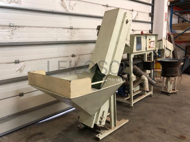 Máquina Eletrónica Escolher Rolhas · Sistema Alimentação