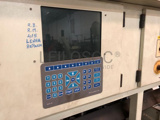 Máquina Eletrónica Escolher Rolhas · Sistema Alimentação