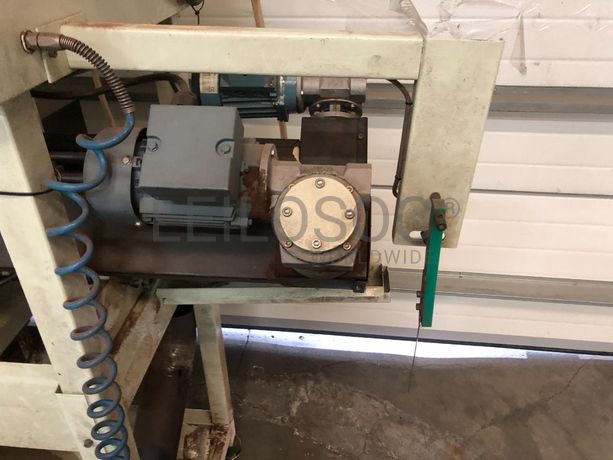 Máquina Eletrónica Escolher Rolhas · Sistema Alimentação