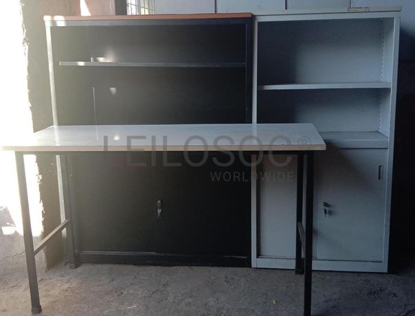 Mobiliário de escritório ·