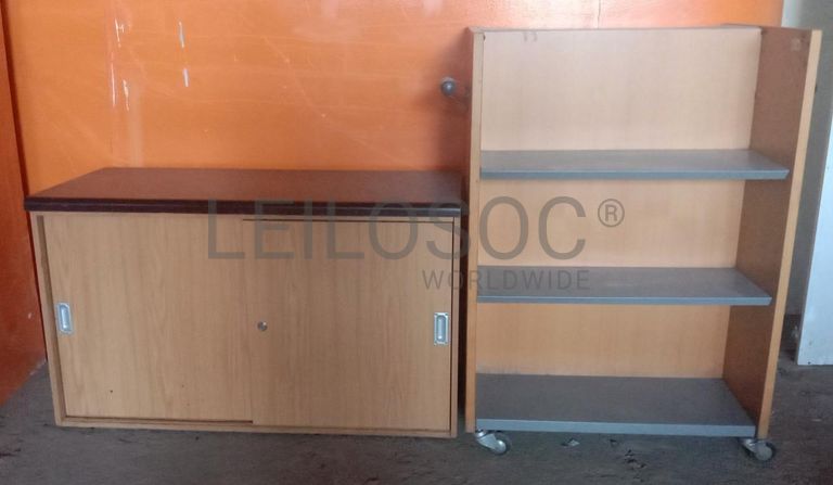 Mobiliário de escritório ·