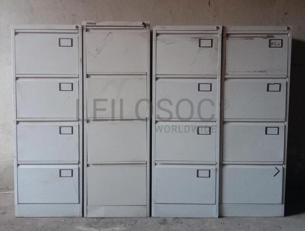 Mobiliário de escritório ·