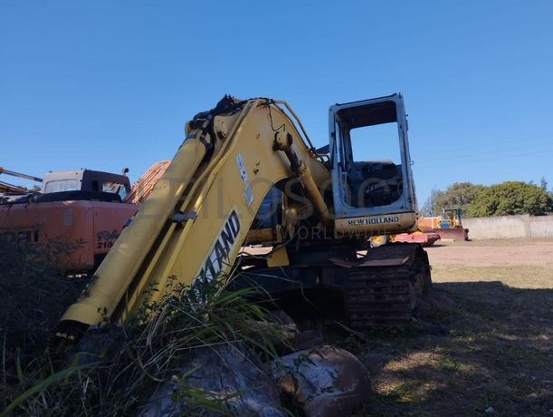 Giratória New Holland, ·